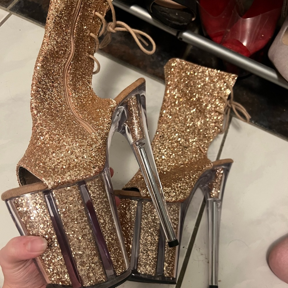 Rose gold pleasers